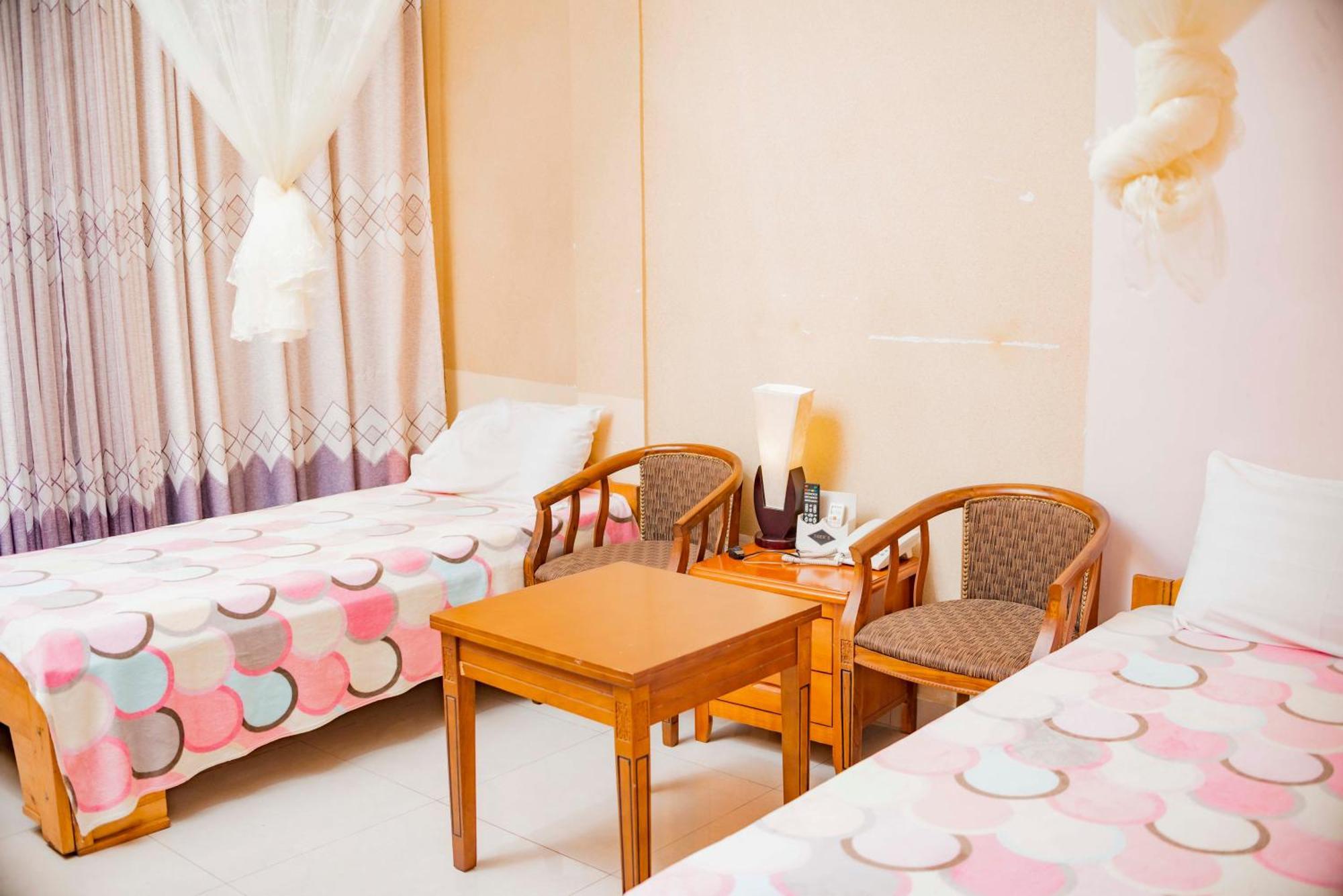 Tigers'S Apartment Hotel Bujumbura Exteriér fotografie