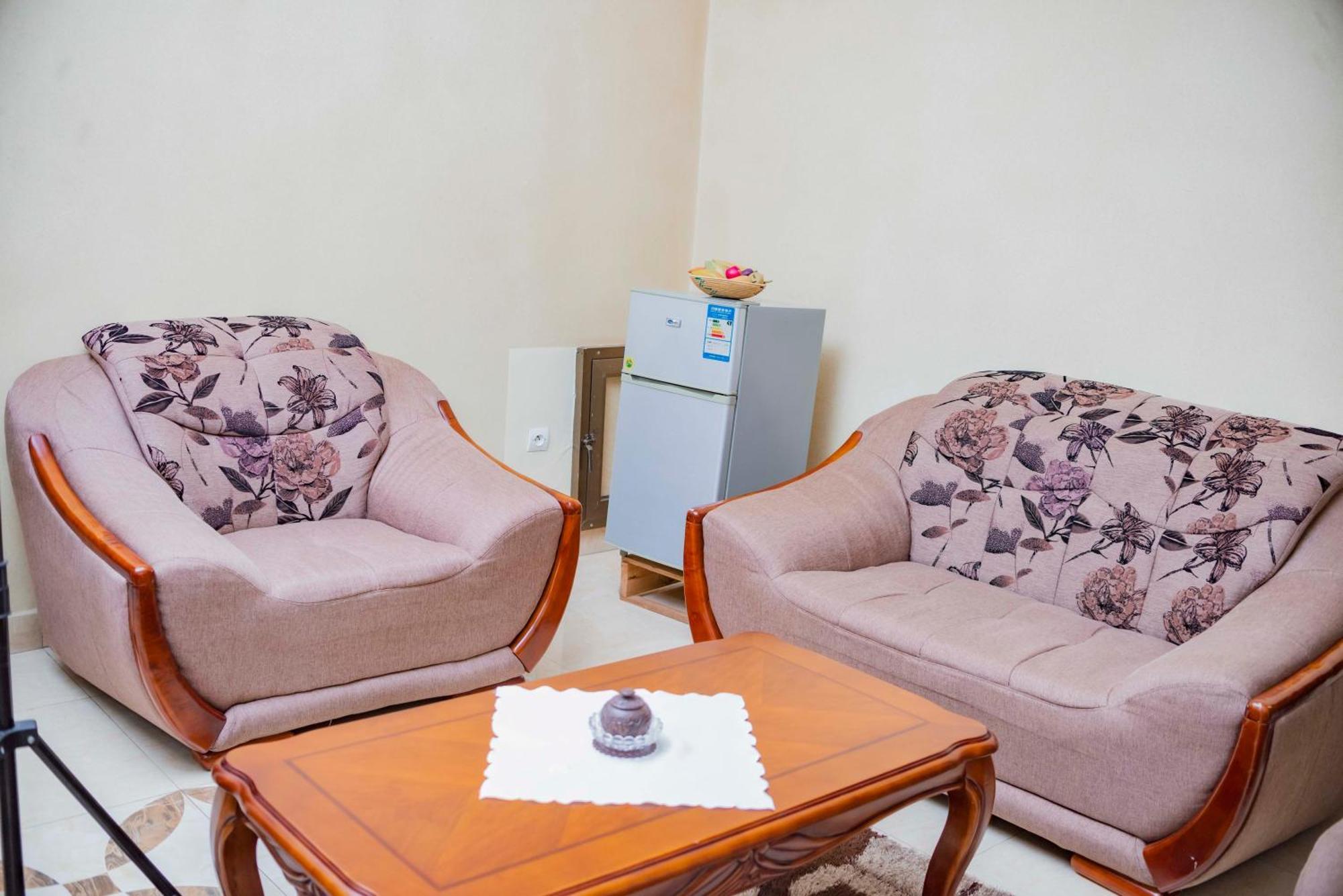 Tigers'S Apartment Hotel Bujumbura Exteriér fotografie
